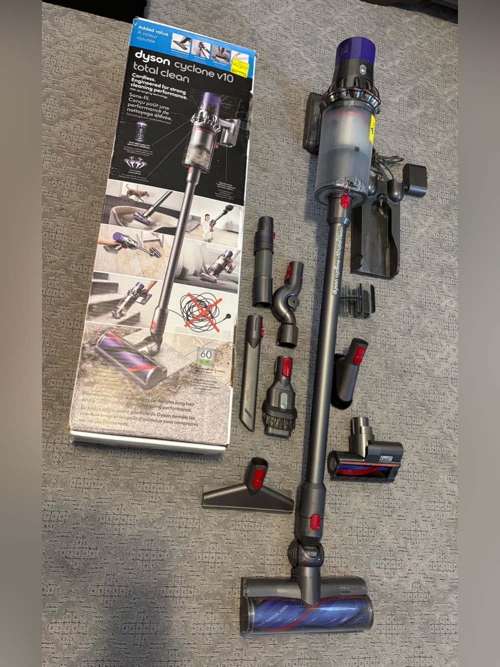 Dyson v10
